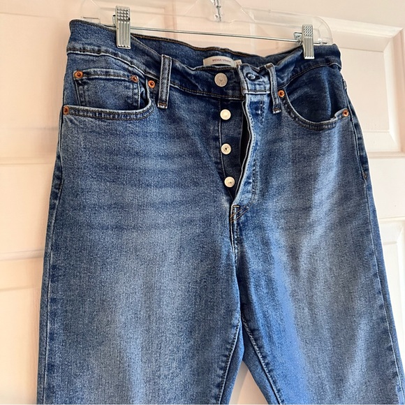 Levi’s Wedgie Straight Fit Dark Wash Jeans 30 - Picture 5 of 9